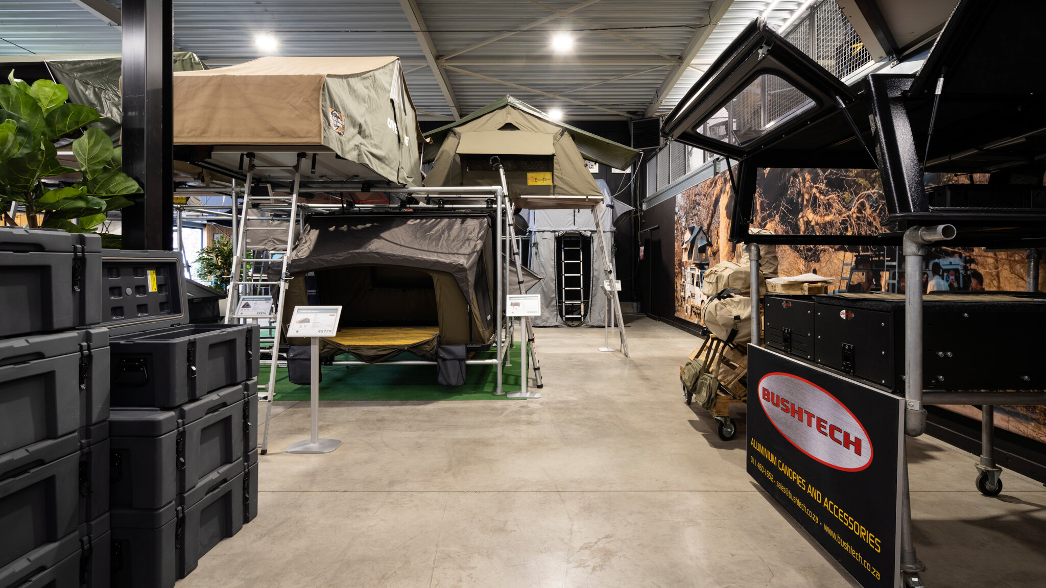 ONZE SHOWROOM 12
